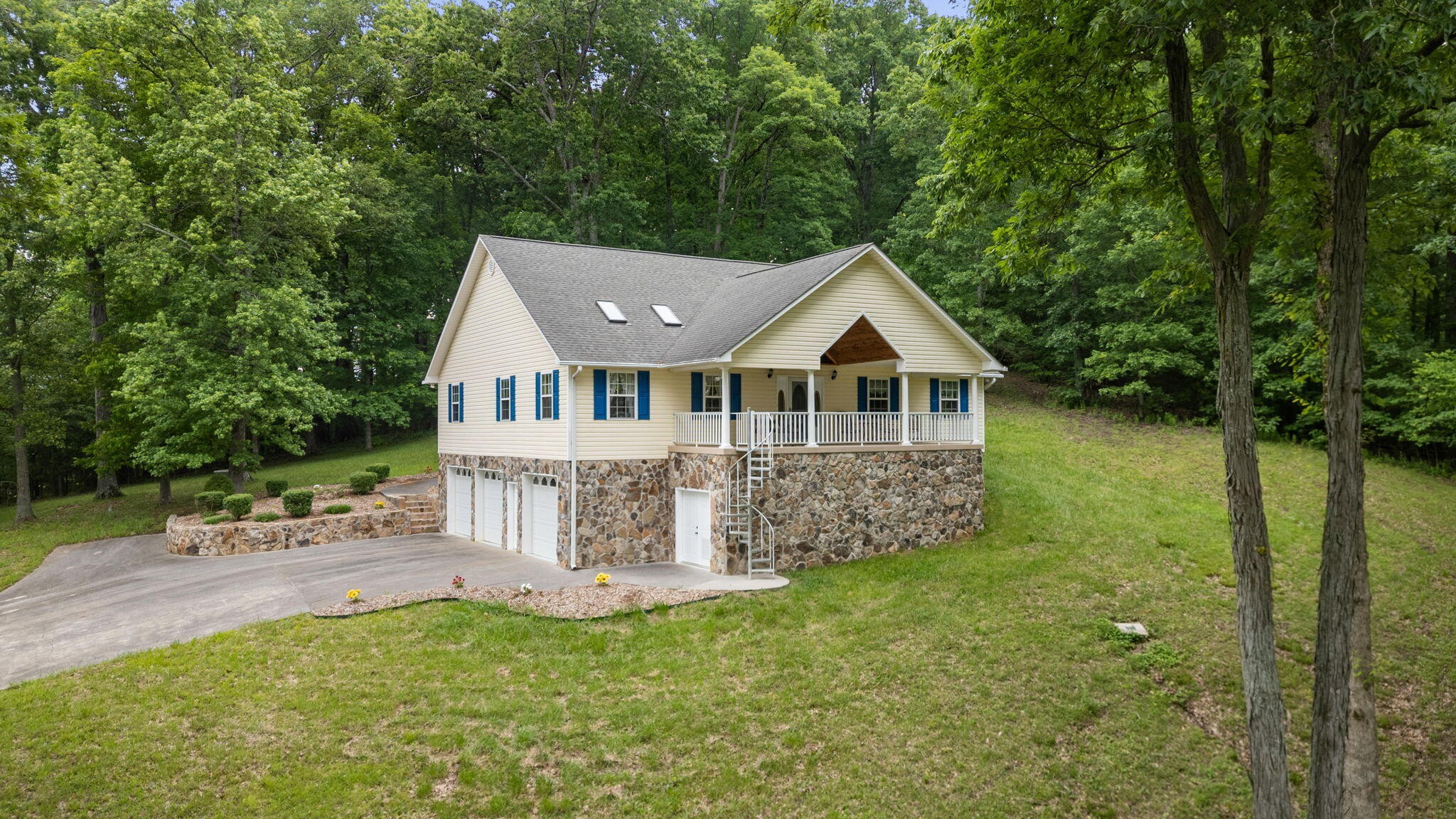 681 Pinhook Road Calhoun, TN 37309 - Photo 2 of 52