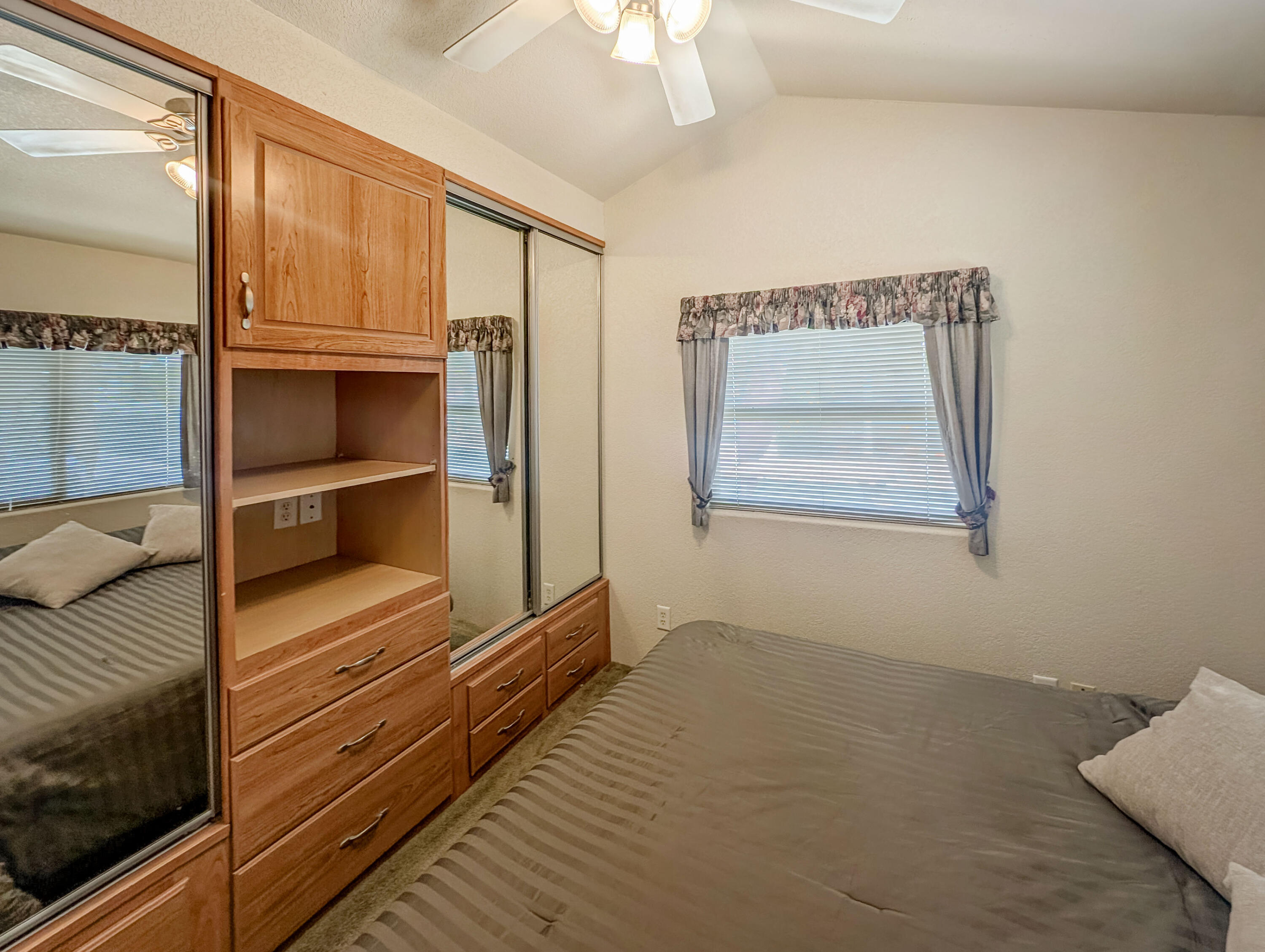 70200 Dillon Road, Unit 669 Desert Hot Springs, CA 92241 - Photo 19 of 24 Bedroom