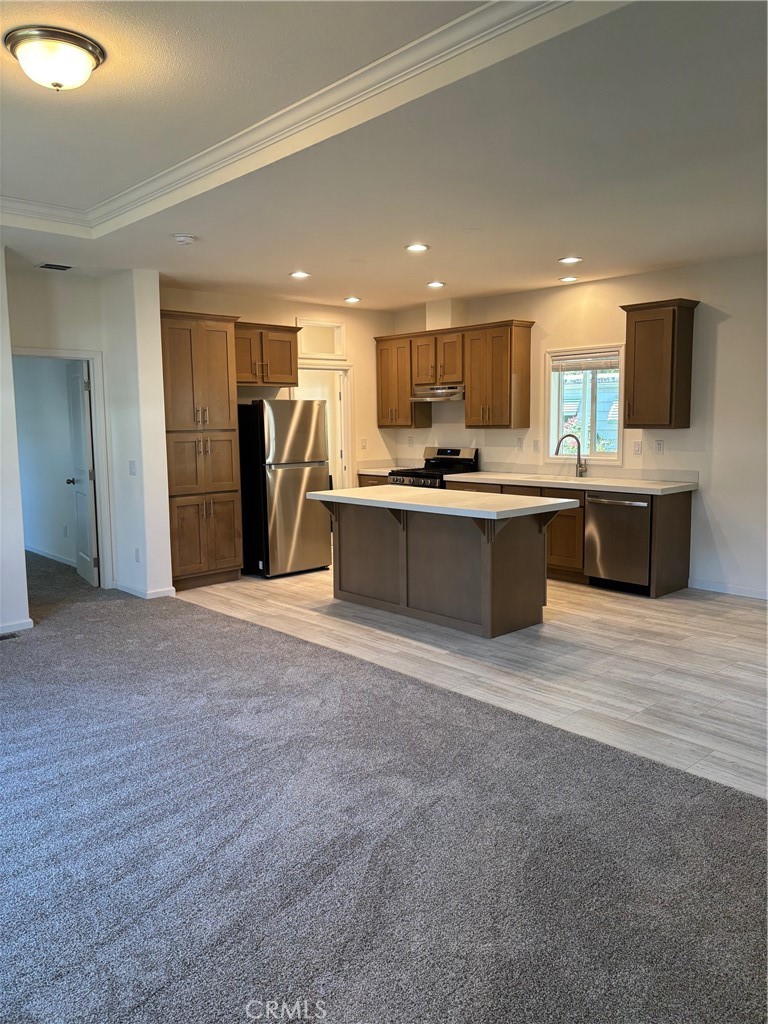 166 Via Robles, Unit 166 Paso Robles, CA 93446 - Photo 7 of 38 Entering from front door