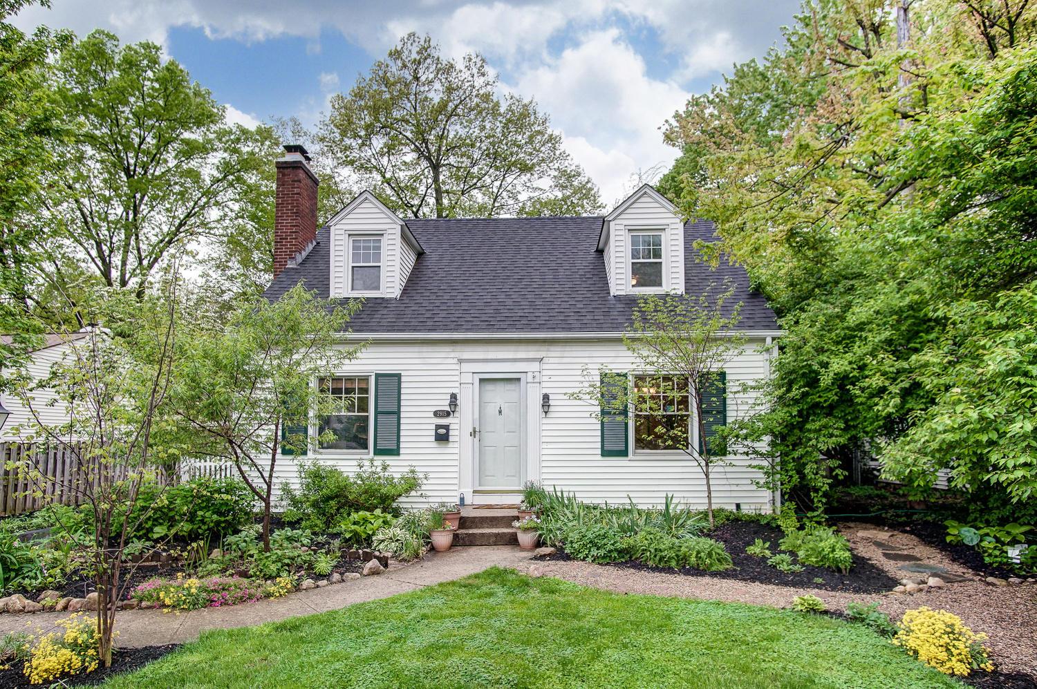 2915 Mountview Road Columbus, OH 43221 - Photo 1 of 39 Gallery Image 1