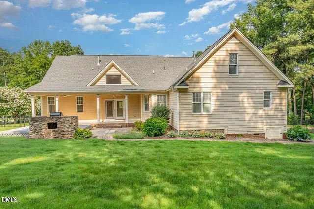 $615,000 | 1096 Silverleaf Drive, Youngsville, NC 27596