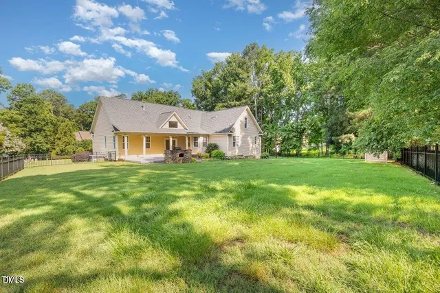 $615,000 | 1096 Silverleaf Drive, Youngsville, NC 27596