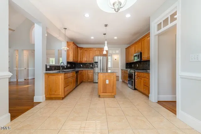 $615,000 | 1096 Silverleaf Drive, Youngsville, NC 27596