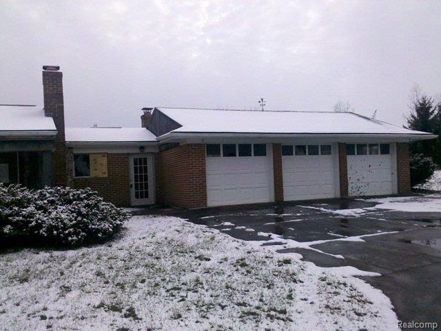 9225 Meskill Road Columbus, MI 48063 - Photo 1 of 17 261-900950-Front 2.jpg