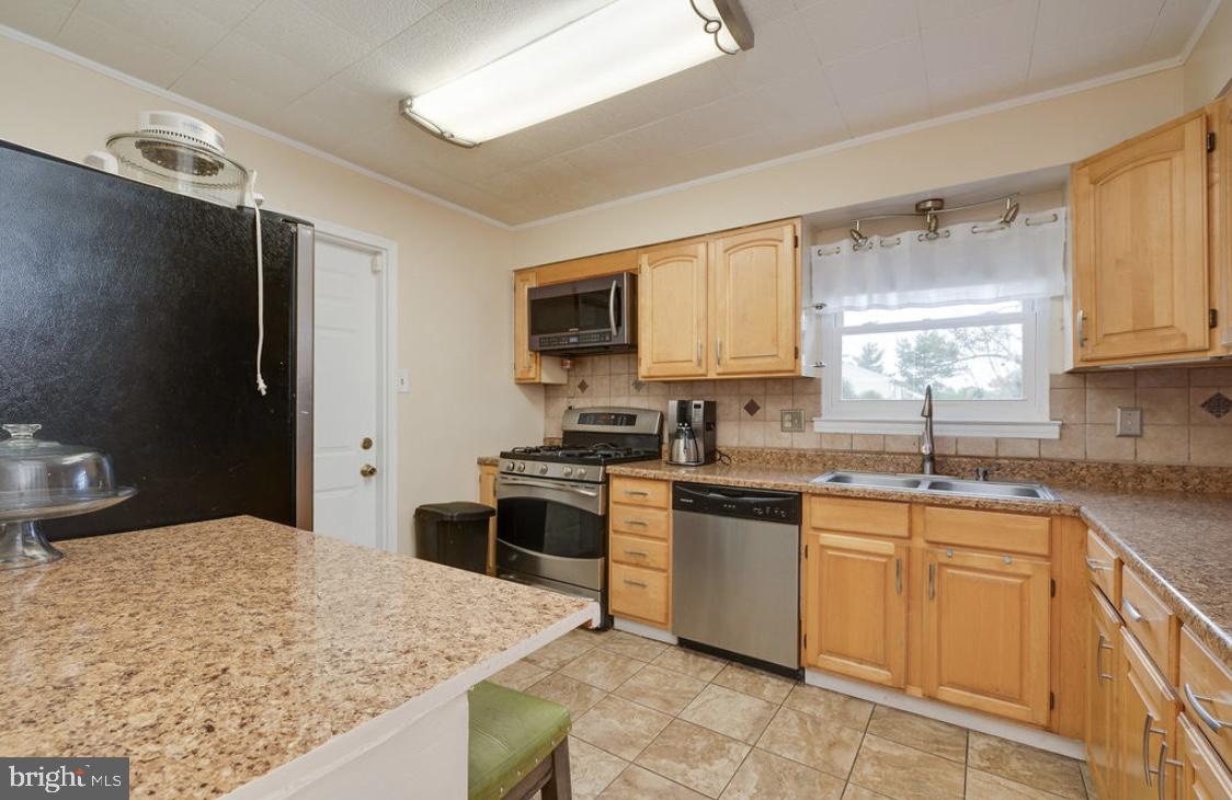 244 Spohn Road Reading, PA 19608 - Photo 26 of 33