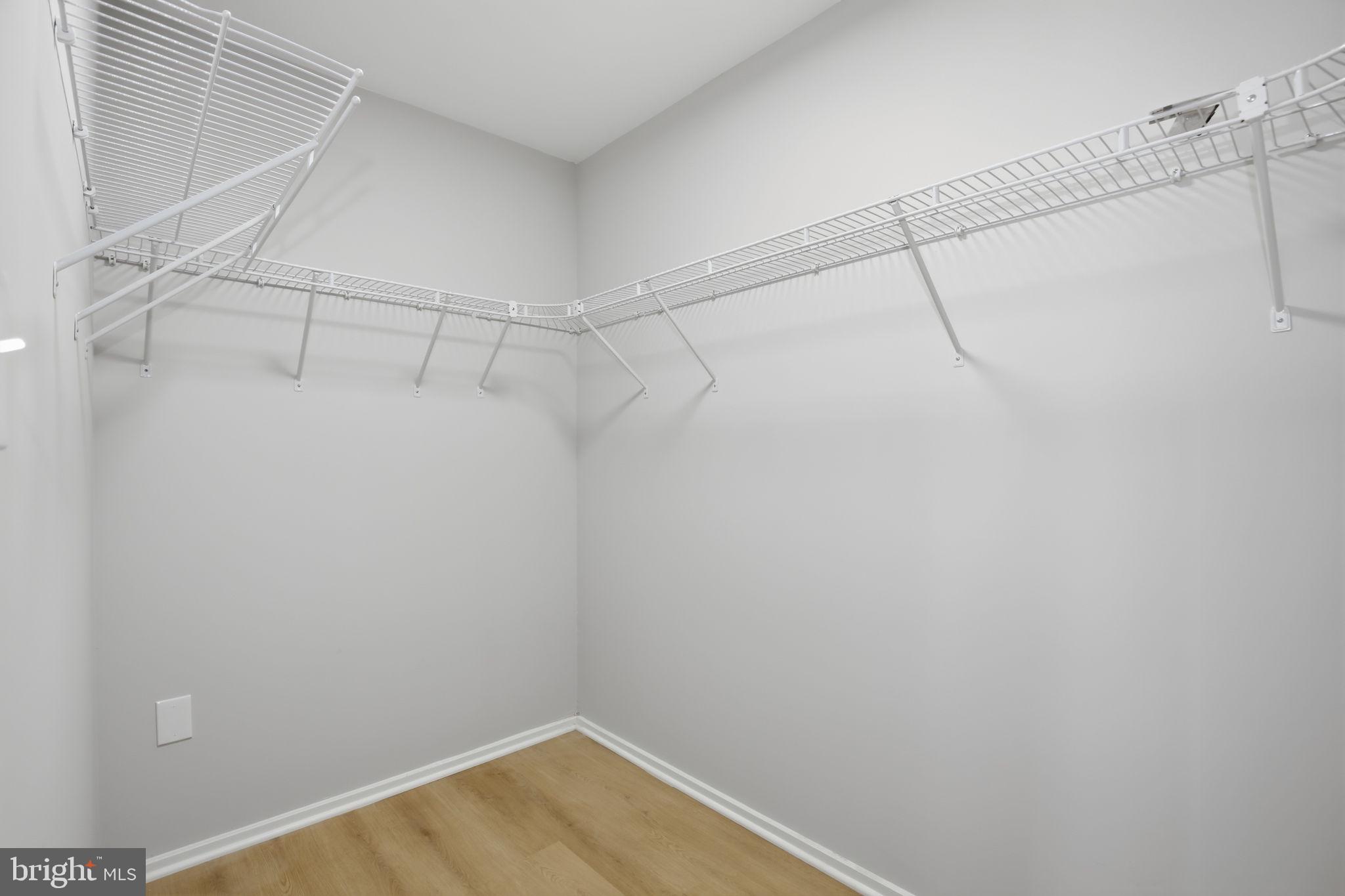 1671 Cedar Hollow Way Reston, VA 20194 - Photo 22 of 76 walk in closet