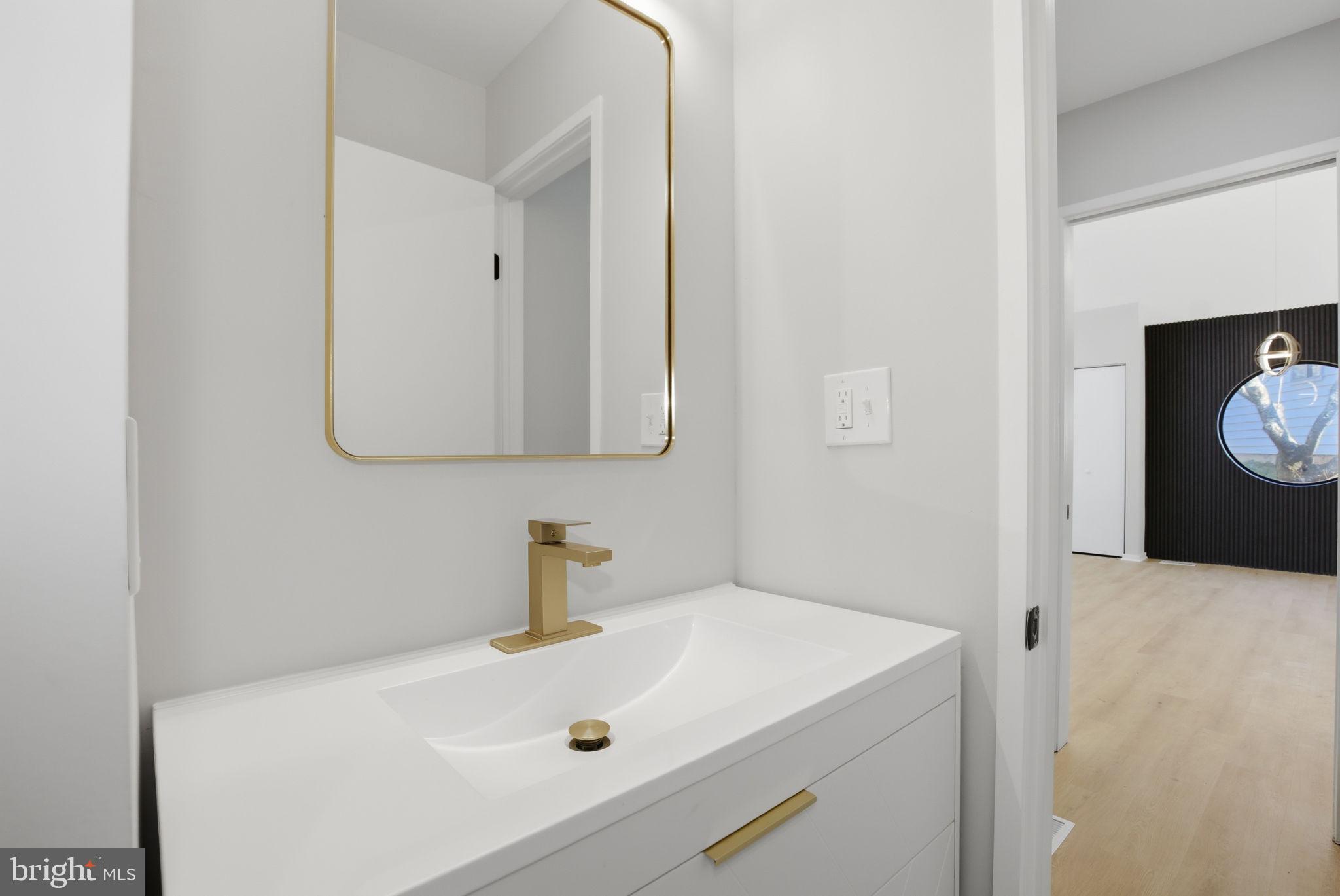 1671 Cedar Hollow Way Reston, VA 20194 - Photo 34 of 76 powder room