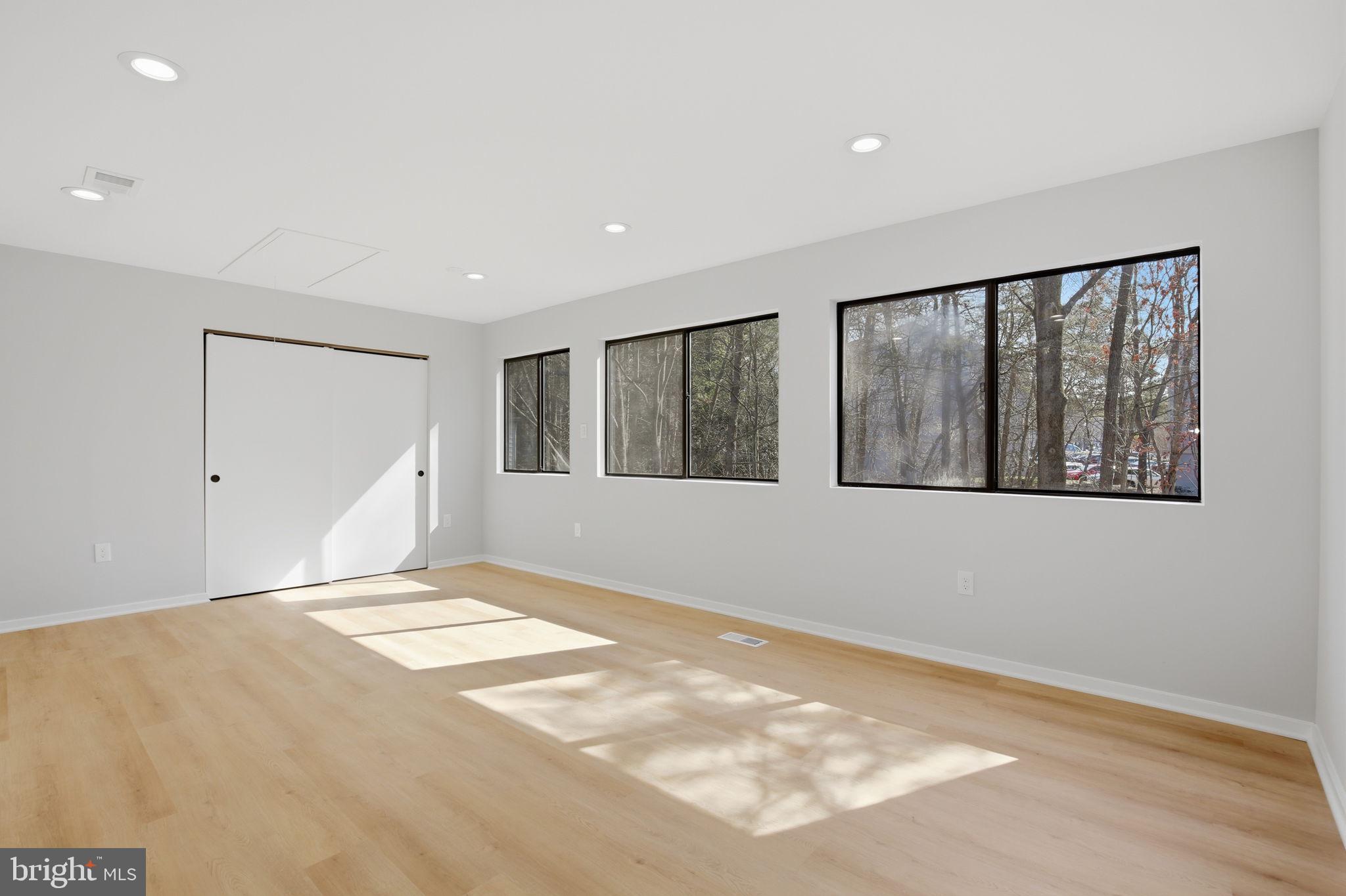 1671 Cedar Hollow Way Reston, VA 20194 - Photo 40 of 76 upper level bedroom suite 1