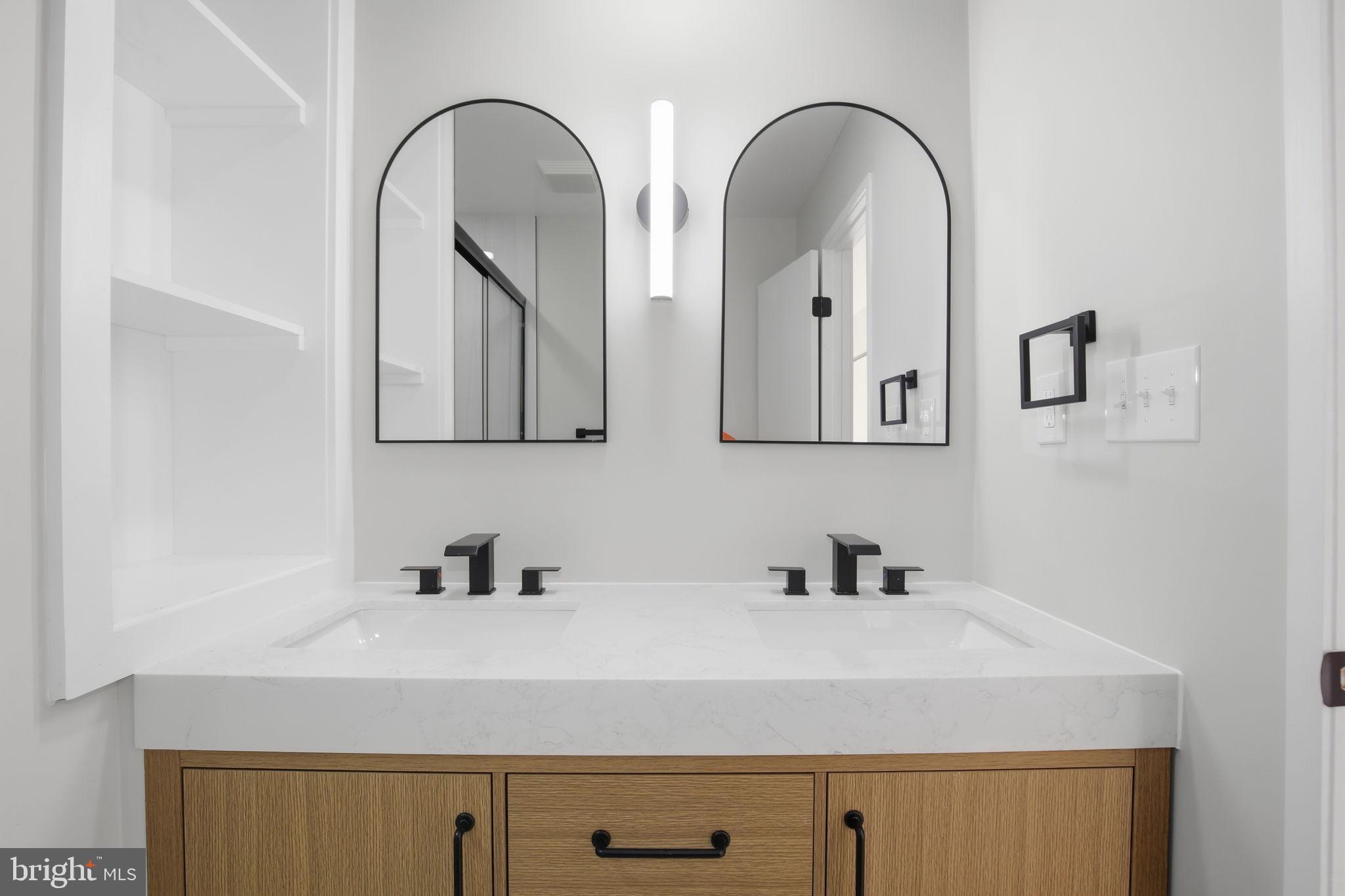 1671 Cedar Hollow Way Reston, VA 20194 - Photo 45 of 76 upper level bedroom suite 1