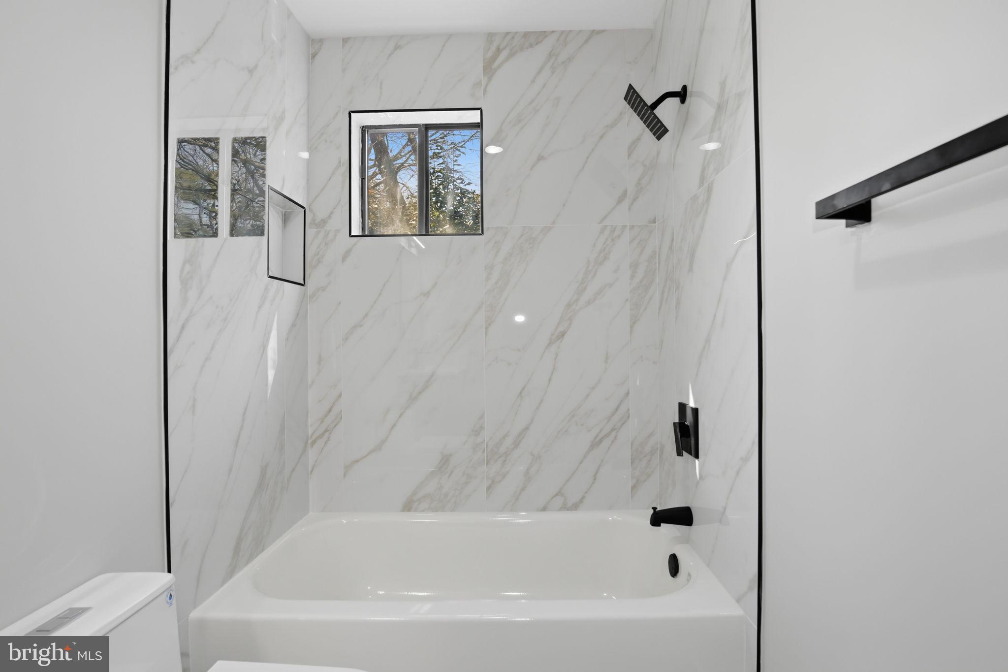 1671 Cedar Hollow Way Reston, VA 20194 - Photo 55 of 76 upper level bedroom suite 2