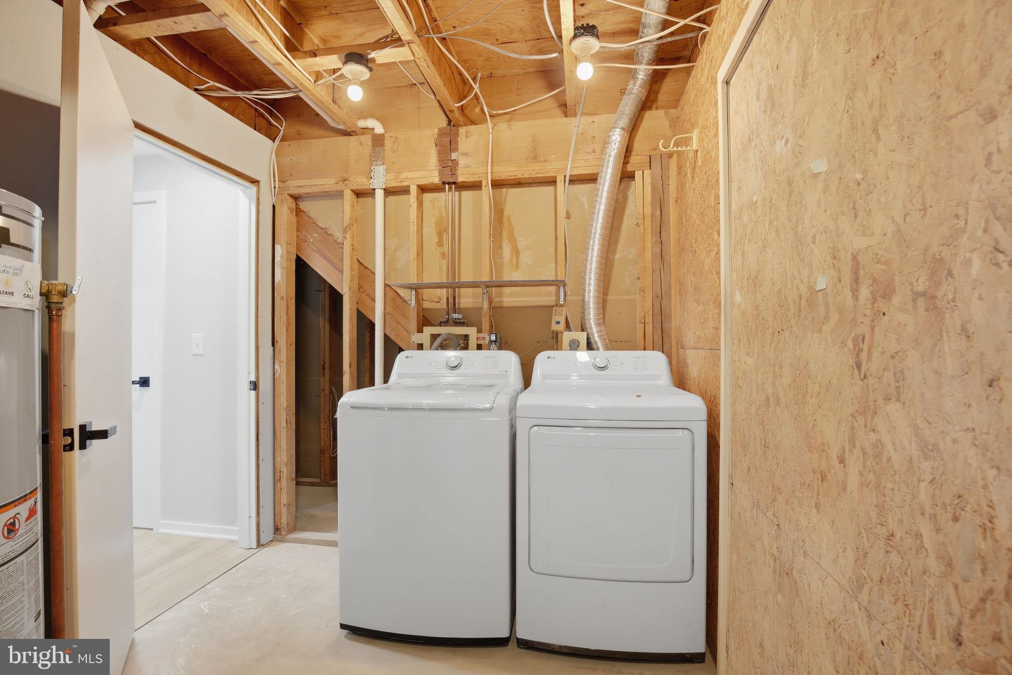 1671 Cedar Hollow Way Reston, VA 20194 - Photo 66 of 76 laundry