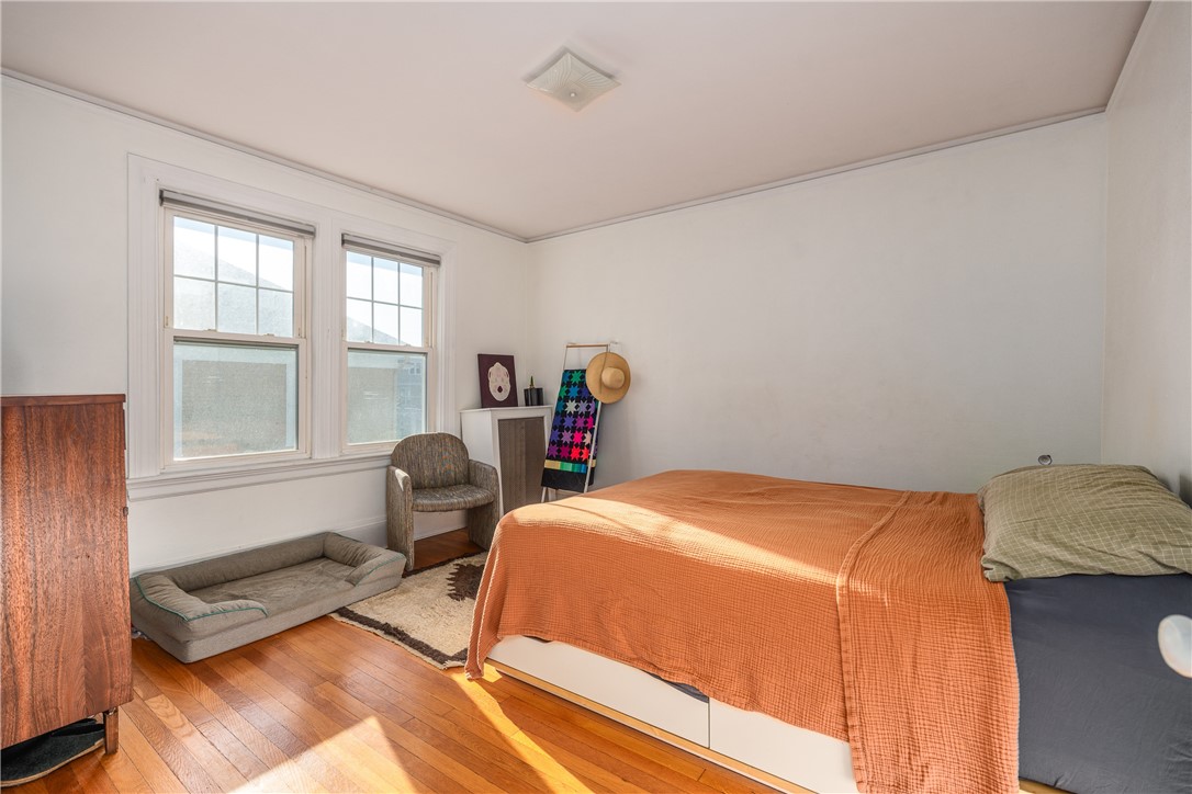 62 Overhill Road Providence, RI 02906 - Photo 18 of 50 2nd Floor