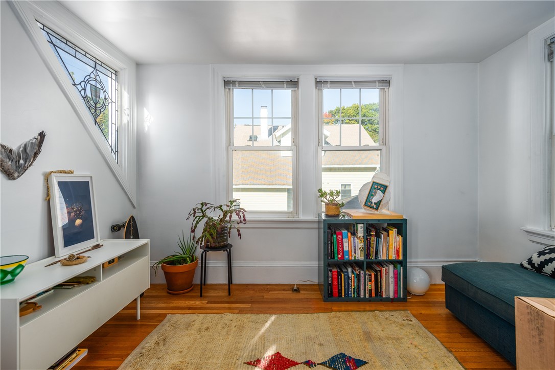 62 Overhill Road Providence, RI 02906 - Photo 22 of 50 3rd Floor