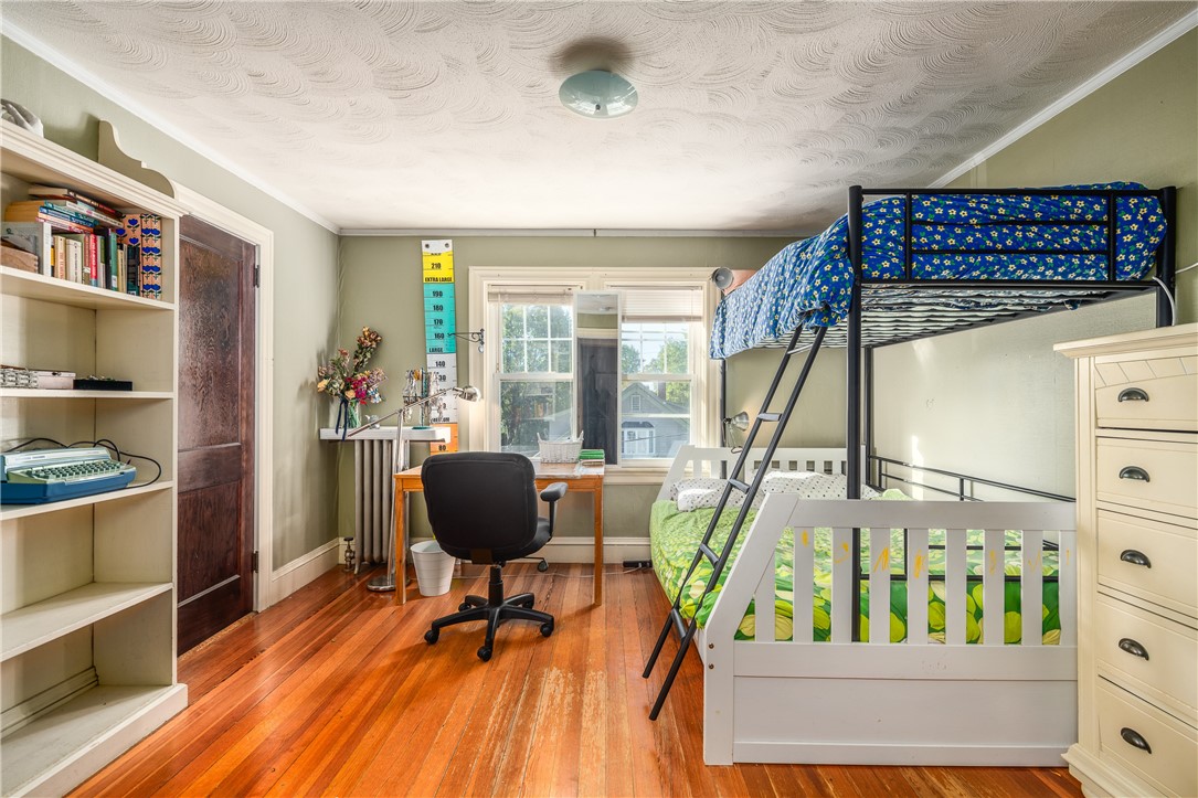 62 Overhill Road Providence, RI 02906 - Photo 30 of 50 3rd Floor