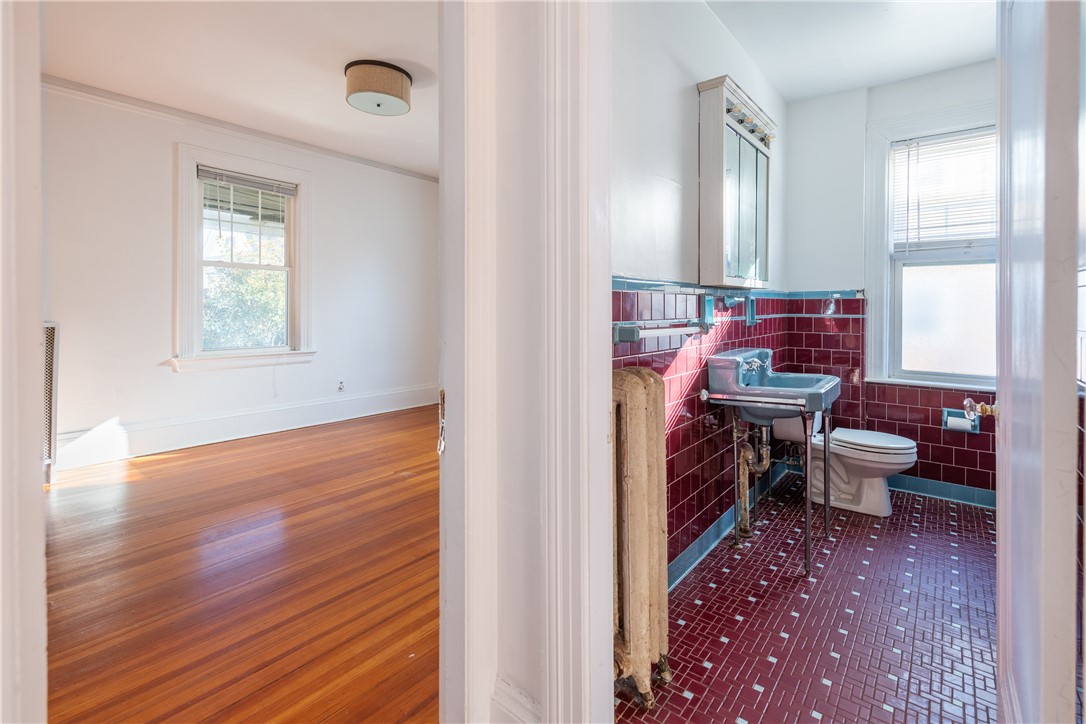 62 Overhill Road Providence, RI 02906 - Photo 46 of 50 1st Floor