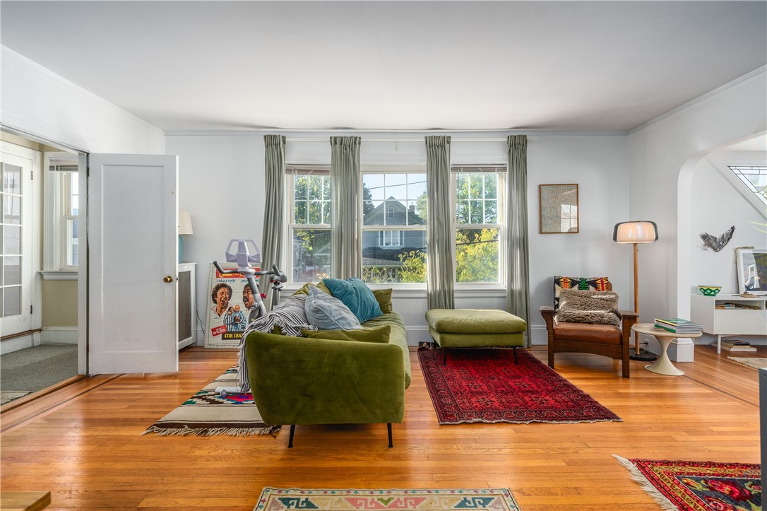 62 Overhill Road Providence, RI 02906 - Photo 7 of 50 2nd Floor