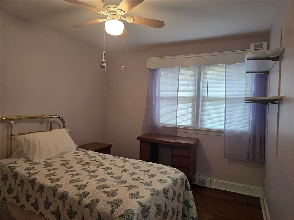 6 Wilder Avenue Westerly, RI 02891 - Photo 16 of 25 Apt Bedoom
