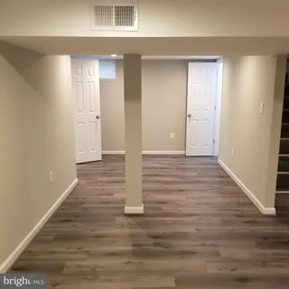 wooden floor in a room