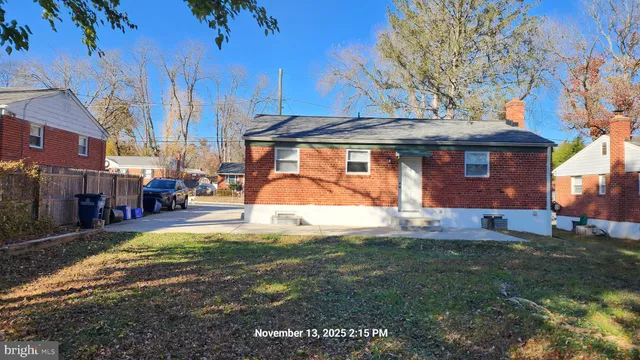 $3,495 | 4704 Red Fox Road, Rockville, MD 20852