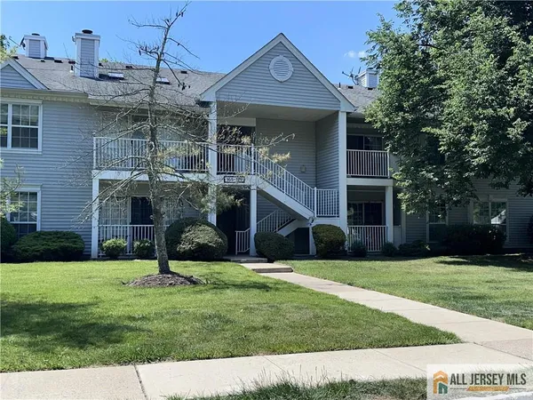$2,250 | 171 Lindsey Court, Unit 2915, Franklin Park, NJ 08823