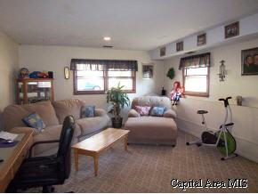 2304 Makemie Avenue Springfield, IL 62704 - Photo 6 of 9
