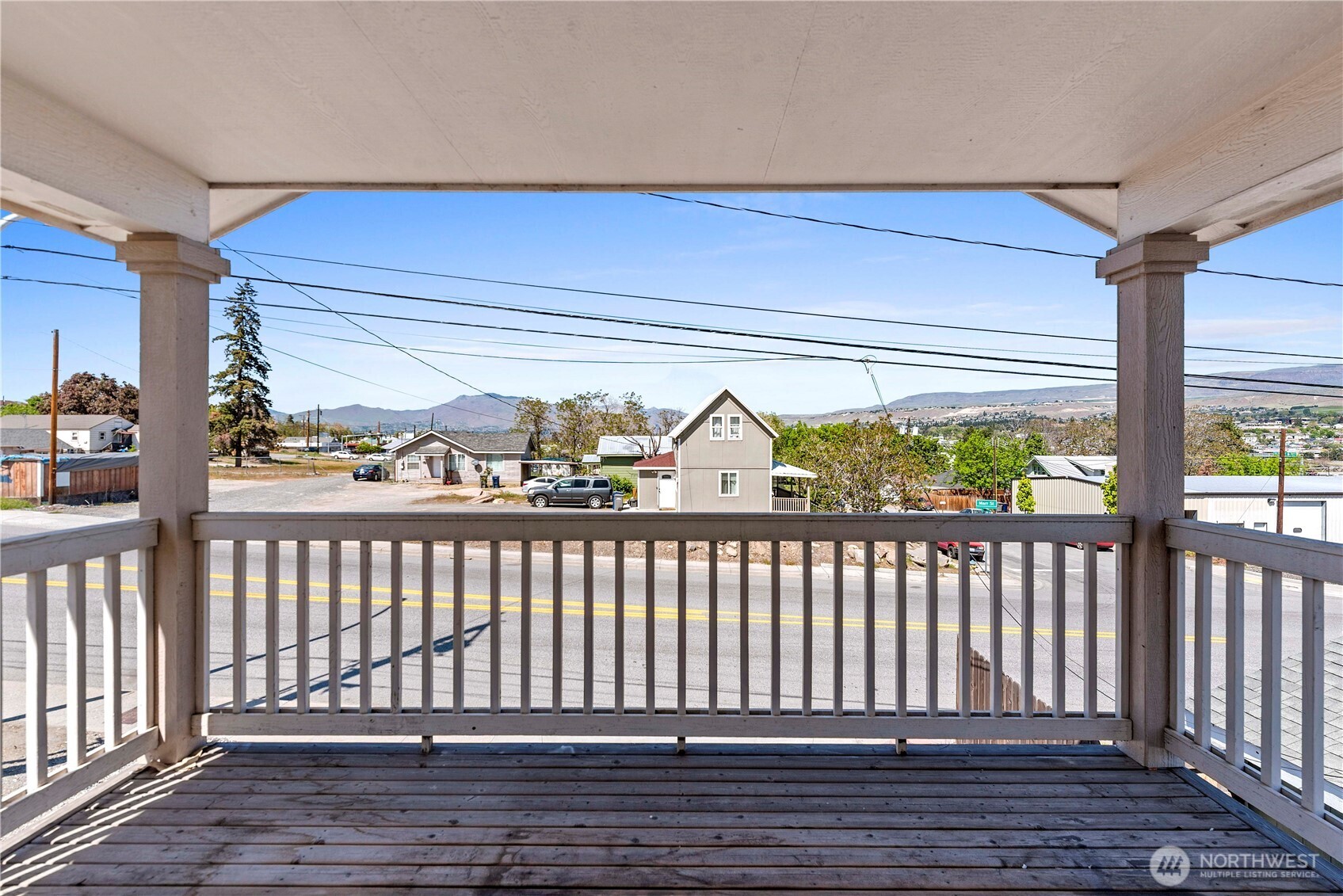 203 Marr Street Wenatchee, WA 98801 - Photo 16 of 22 a view of a roof deck