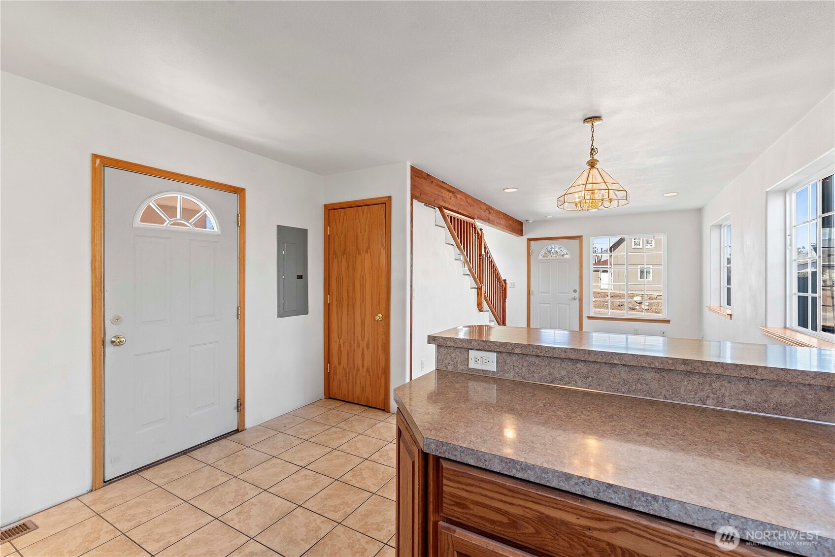 203 Marr Street Wenatchee, WA 98801 - Photo 9 of 22 a view of a room with window