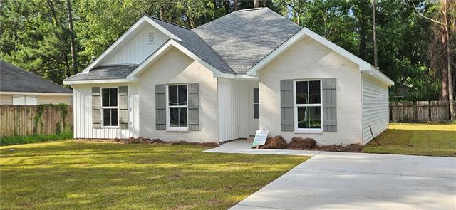617 Nancy Street Mandeville, LA 70448 - Photo 2 of 16