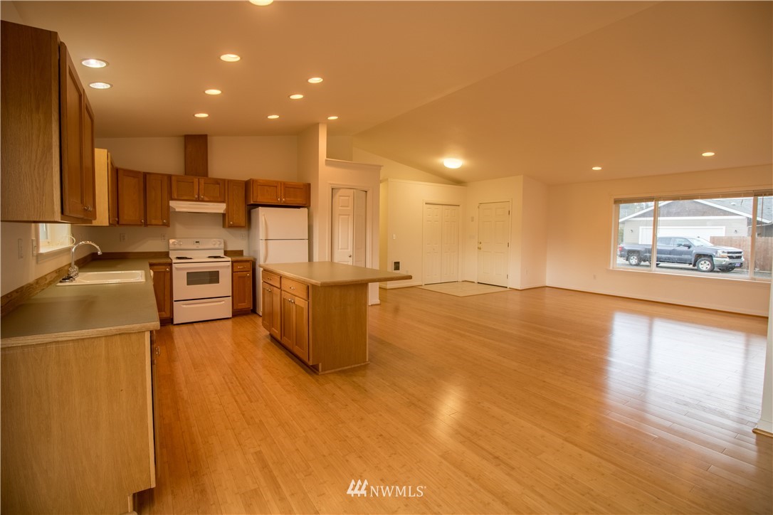 1735 Taft Road Aberdeen, WA 98520 - Photo 5 of 17 Gallery Image 5