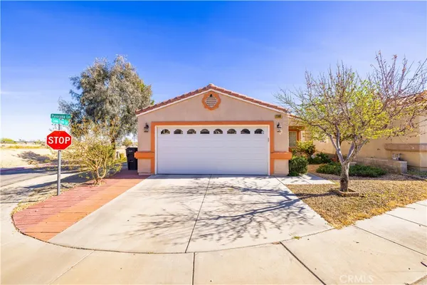 $2,300 | 2300 Panorama Lane, Rosamond, CA 93560