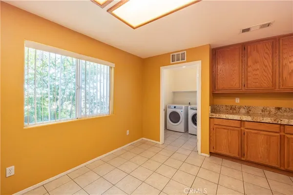 $2,300 | 2300 Panorama Lane, Rosamond, CA 93560