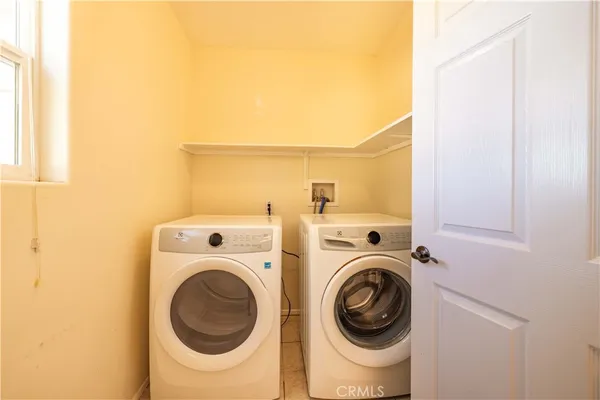 $2,300 | 2300 Panorama Lane, Rosamond, CA 93560