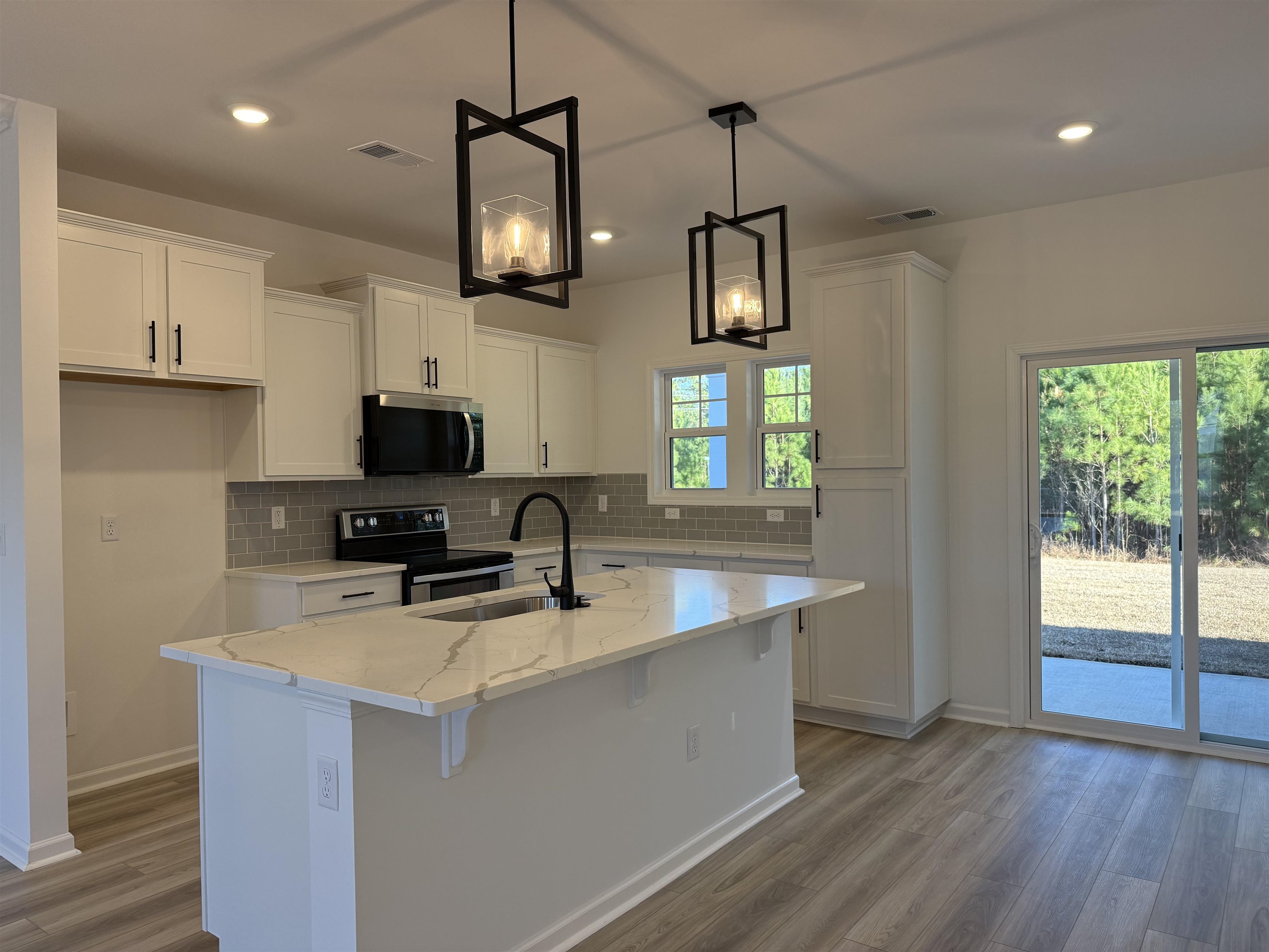 4122 Collins Farm Way Conway, SC 29526 - Photo 4 of 35