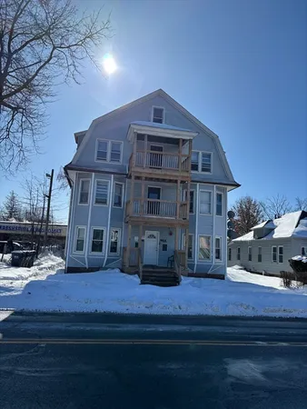 $1,350 | 427 Orange Street, Unit 3R, Springfield, MA 01108