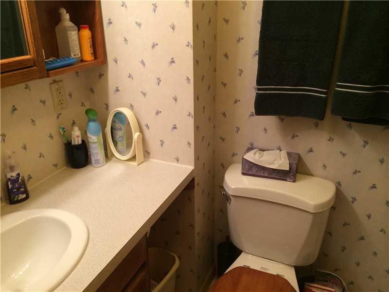 1406 Camp Coulter Road Knox, PA 16232 - Photo 10 of 25 Full Bath. Main Bath