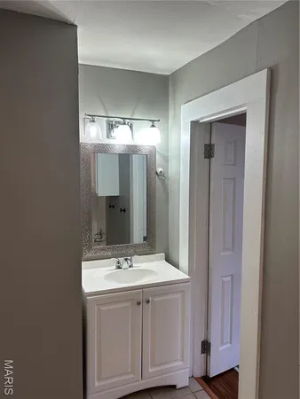 $1,525 | 2530 Oakland Avenue, Maplewood, MO 63143