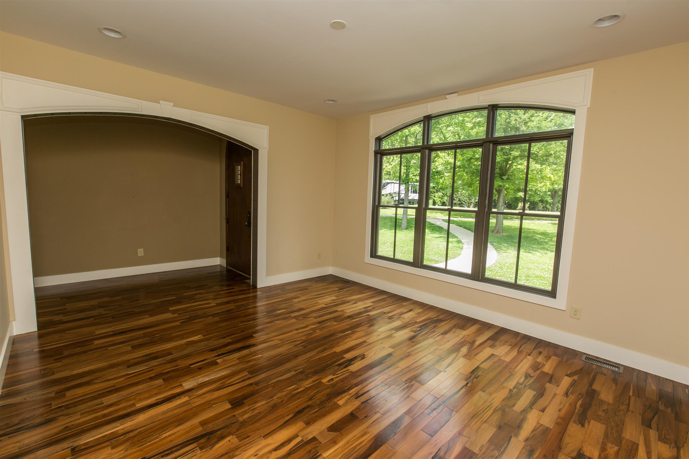2138 Zion Road Columbia, TN 38401 - Photo 3 of 20 Gallery Image 3