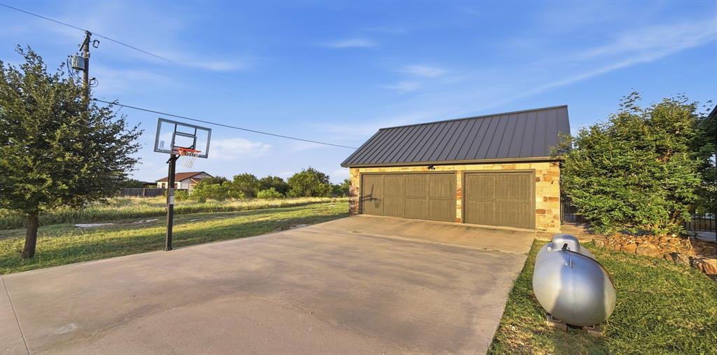 4088 Hells Gate Loop Strawn, TX 76475 - Photo 33 of 38