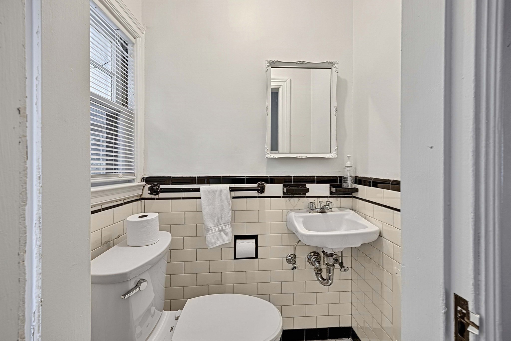 15 Crehore Road Boston, MA 02467 - Photo 13 of 30 Gallery Image 13