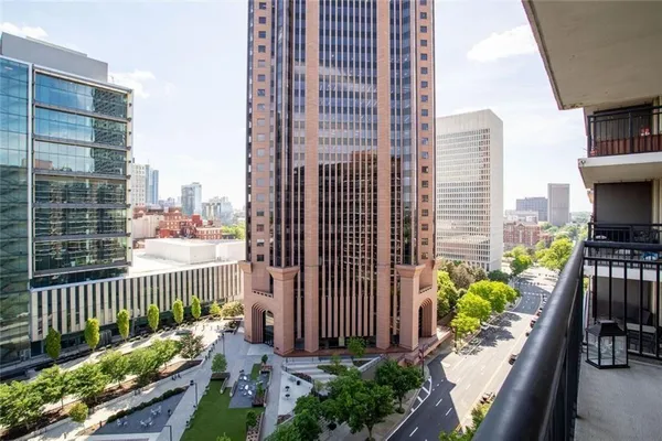 $325,000 | 620 Peachtree Street Northeast, Unit 1505, Atlanta, GA 30308