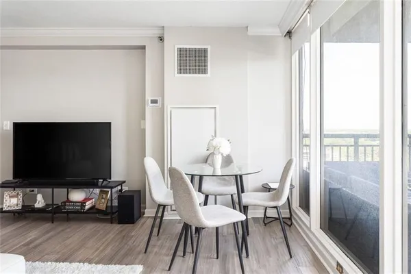 $325,000 | 620 Peachtree Street Northeast, Unit 1505, Atlanta, GA 30308