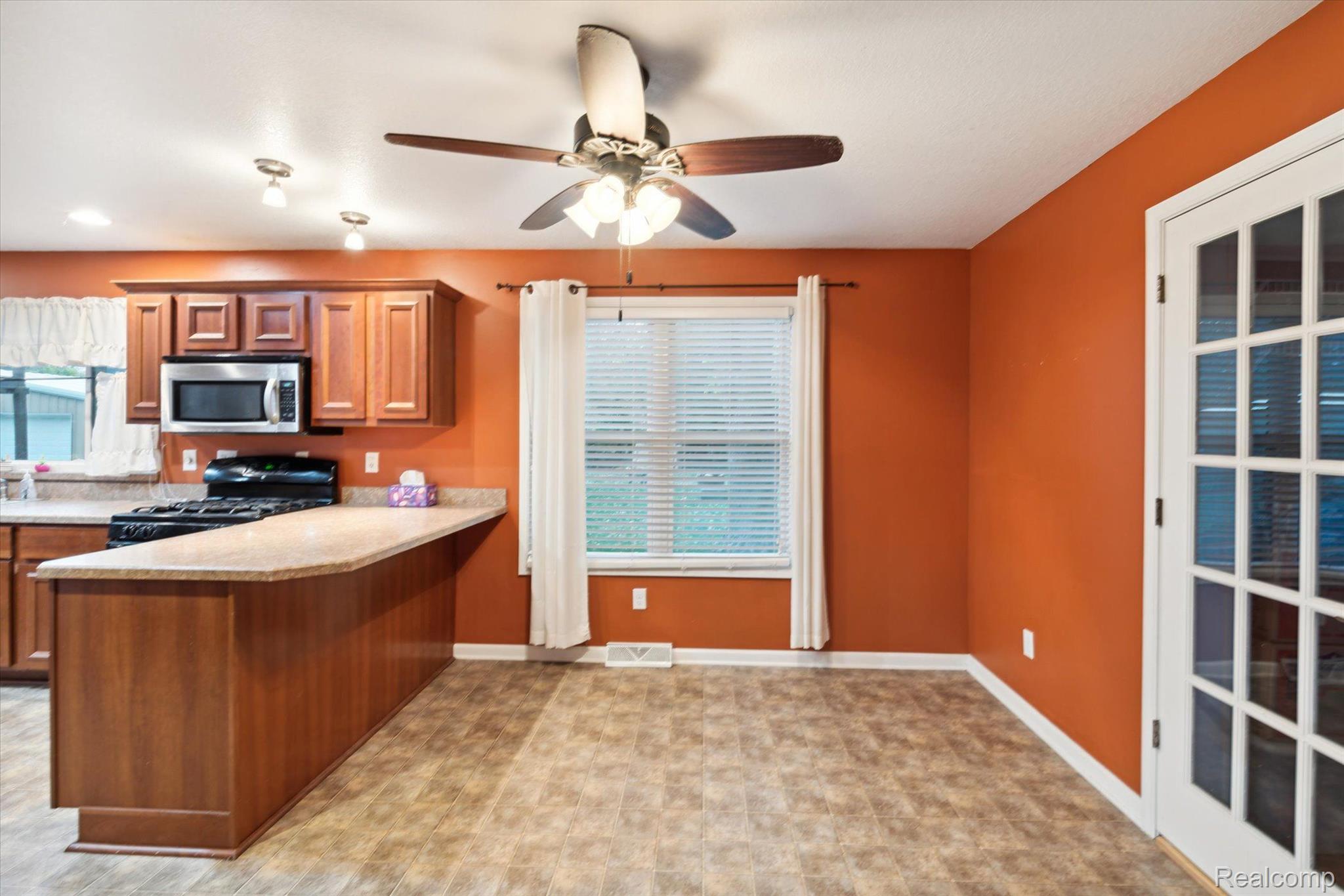 6361 Swiss Garden Road Temperance, MI 48182 - Photo 25 of 52 Gallery Image 25