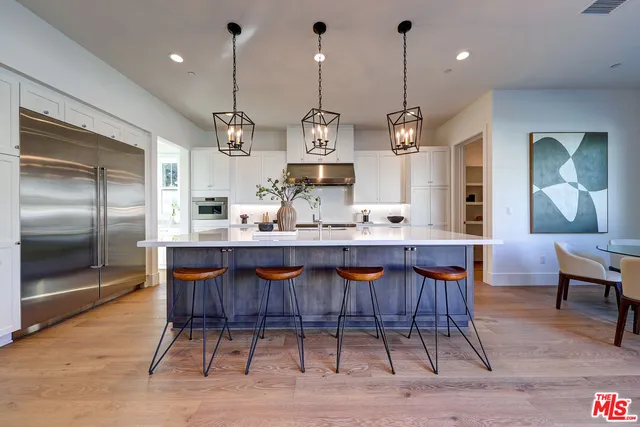 $3,799,000 | 11729 Hartsook Street, Valley Village, CA 91607