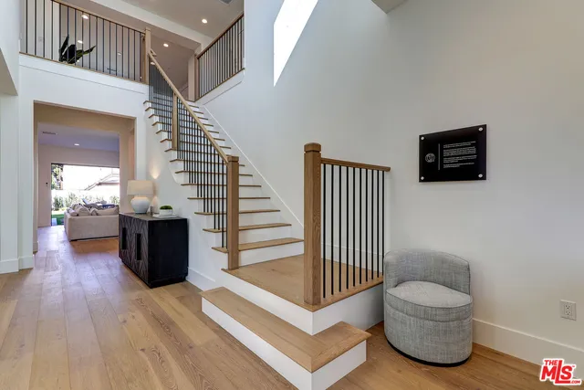 $3,799,000 | 11729 Hartsook Street, Valley Village, CA 91607