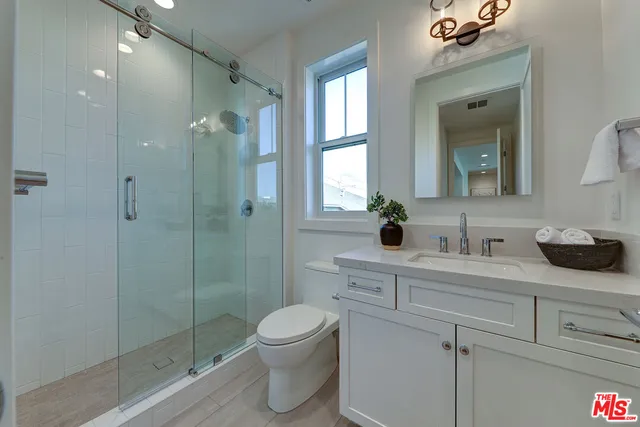 $3,799,000 | 11729 Hartsook Street, Valley Village, CA 91607