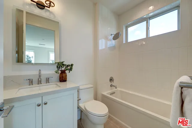 $3,799,000 | 11729 Hartsook Street, Valley Village, CA 91607