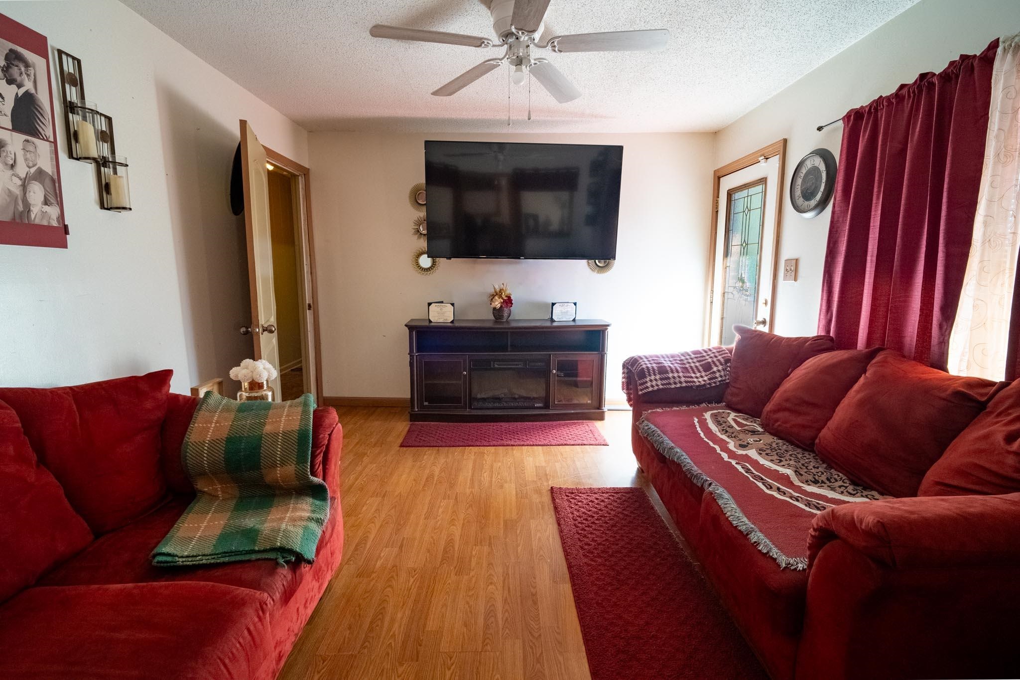 409 Dogwood Drive Gaffney, SC 29340 - Photo 3 of 23