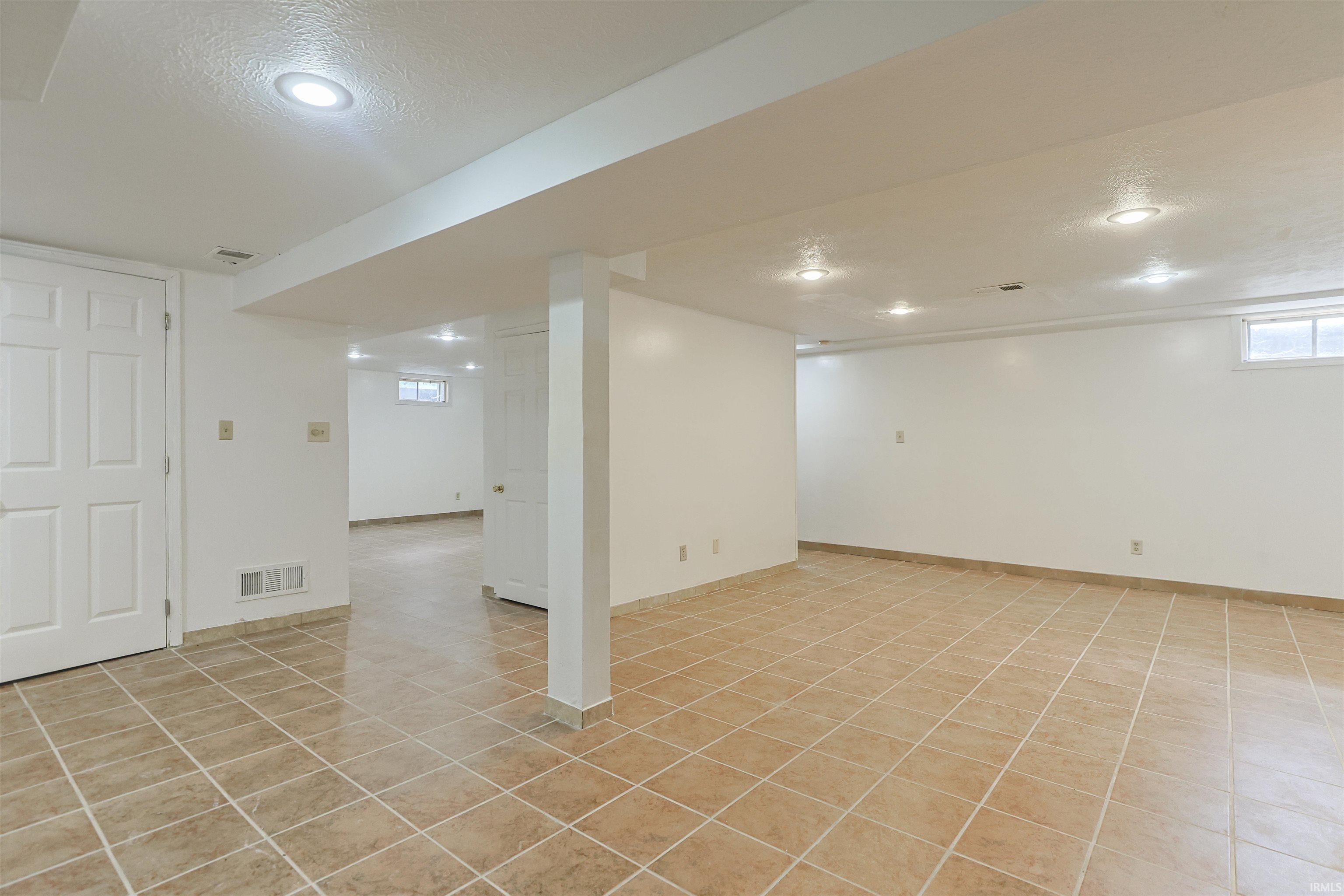 53134 Old Farm Road Elkhart, IN 46514 - Photo 37 of 46 Gallery Image 37