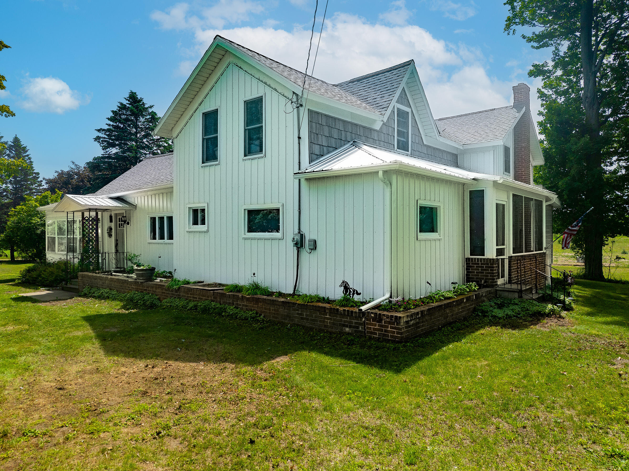 7369 West Grant Road Shelby, MI 49455 - Photo 1 of 39 5 (1)