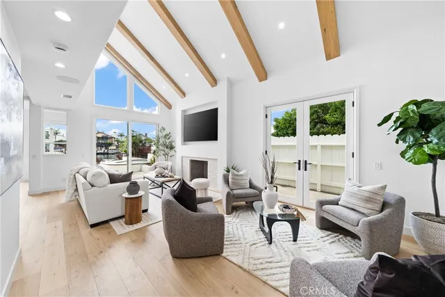 $3,249,000 | 16214 Bimini Lane, Huntington Beach, CA 92649